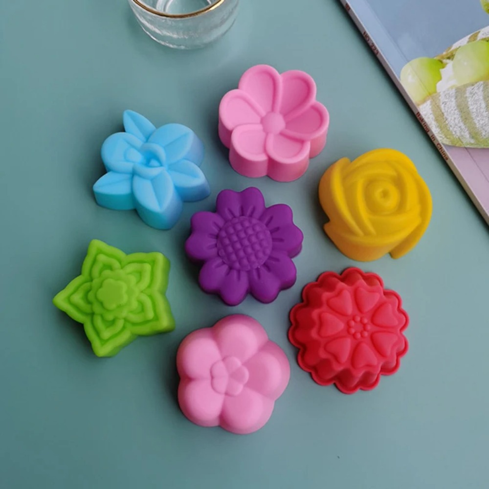 Cute 5cm Flower Silicone Cake  - Soap Making Supplies Australia 评论和价格